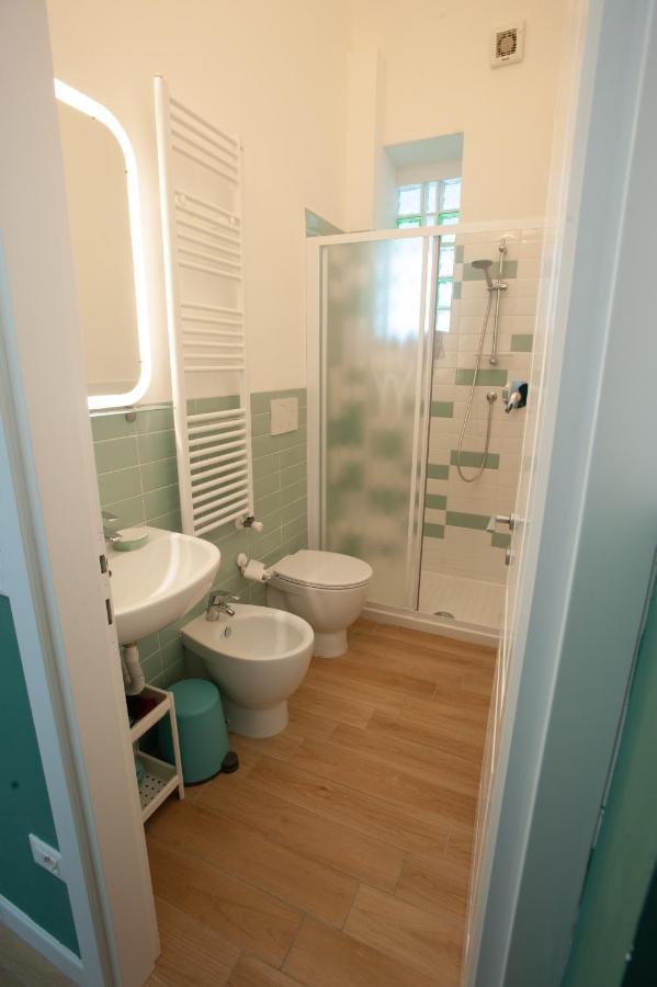 Bed and Breakfast Annemarie Marina Di Pisa Exterior foto