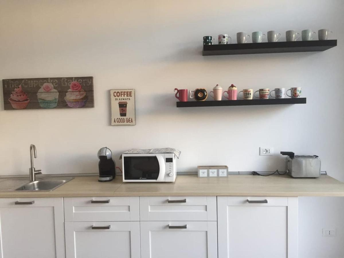 Bed and Breakfast Annemarie Marina Di Pisa Exterior foto